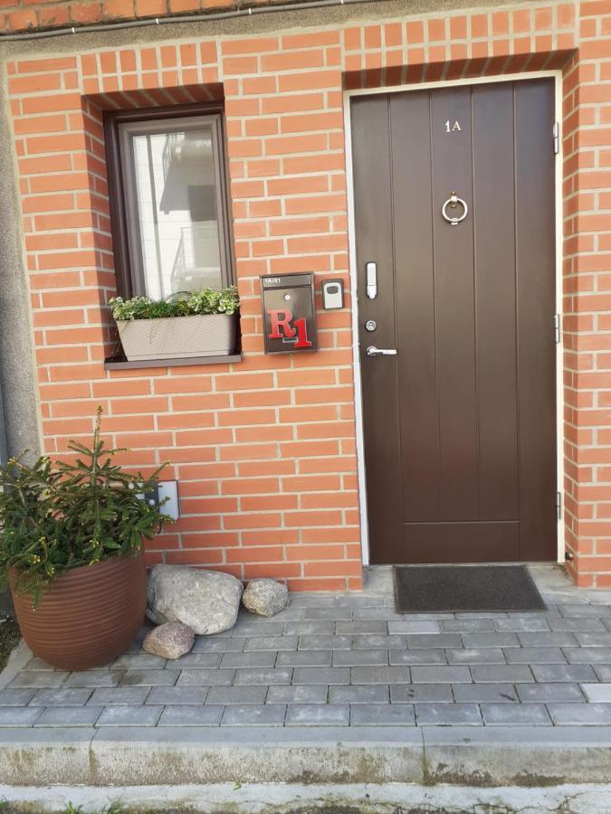 Old Town Apartment With A Separate Entrance Kaunas Esterno foto